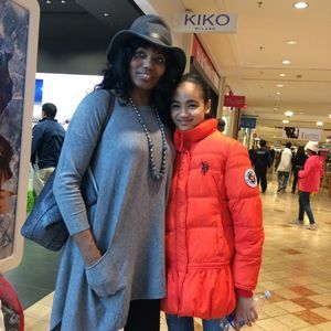 Meet your Posher, Lucy